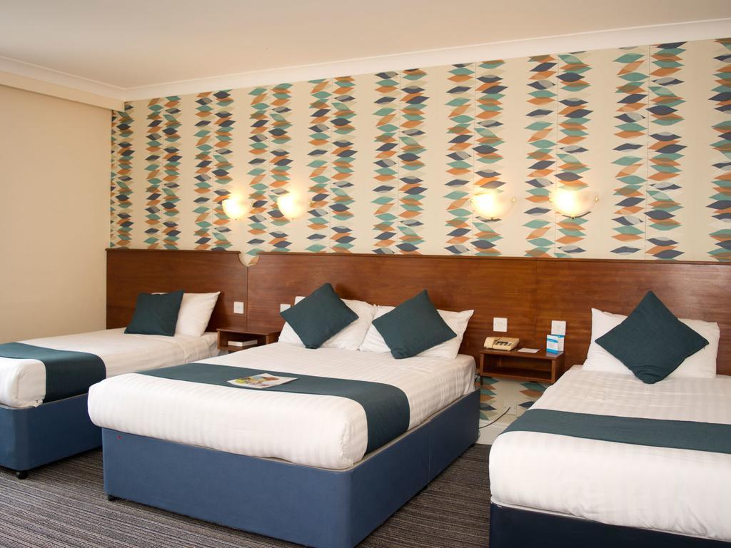Hotel Tlh Victoria - Tlh Leisure, Entertainment And Torquay